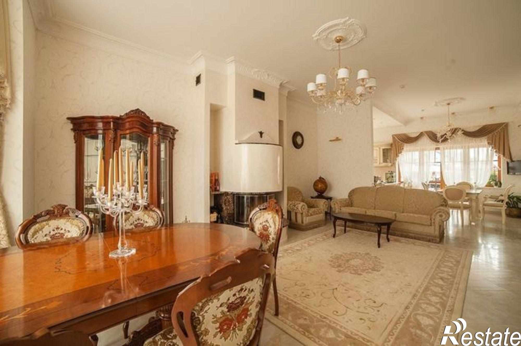 Купить дачу, дом, коттедж за 52 000 000 рублей на Полевая ул