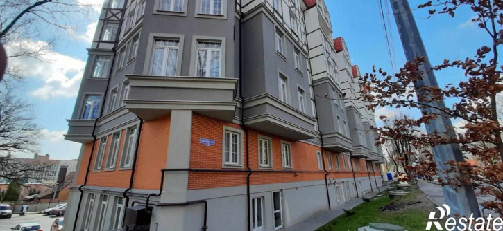 5-комн квартира Тенистая аллея ул, 33