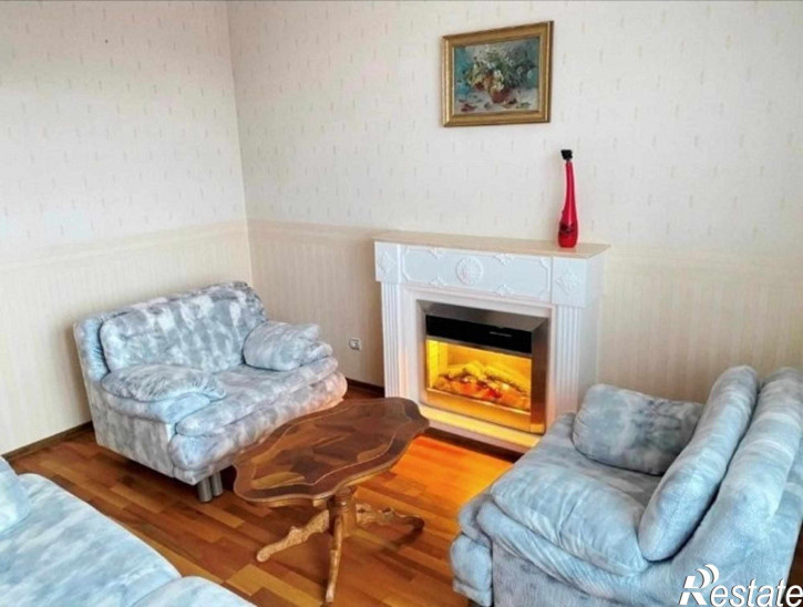 4-комн квартира Ольштынская ул, 7