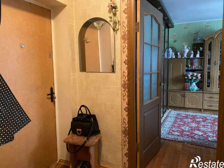 1-комн квартира Красная ул, 280