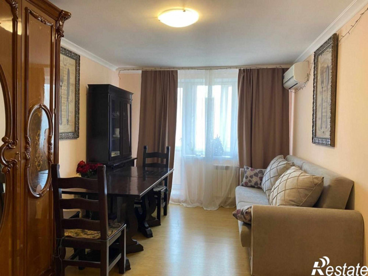 3-комн квартира Грибоедова ул, 15