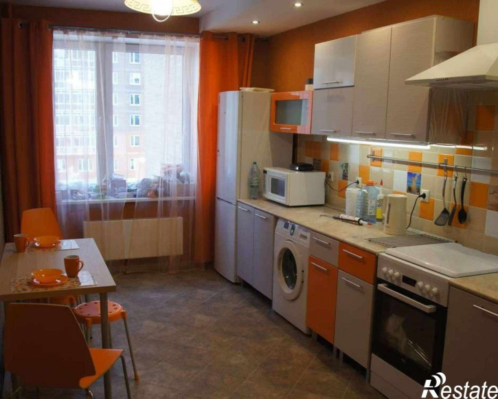 2-комн квартира Гагарина улица, 21