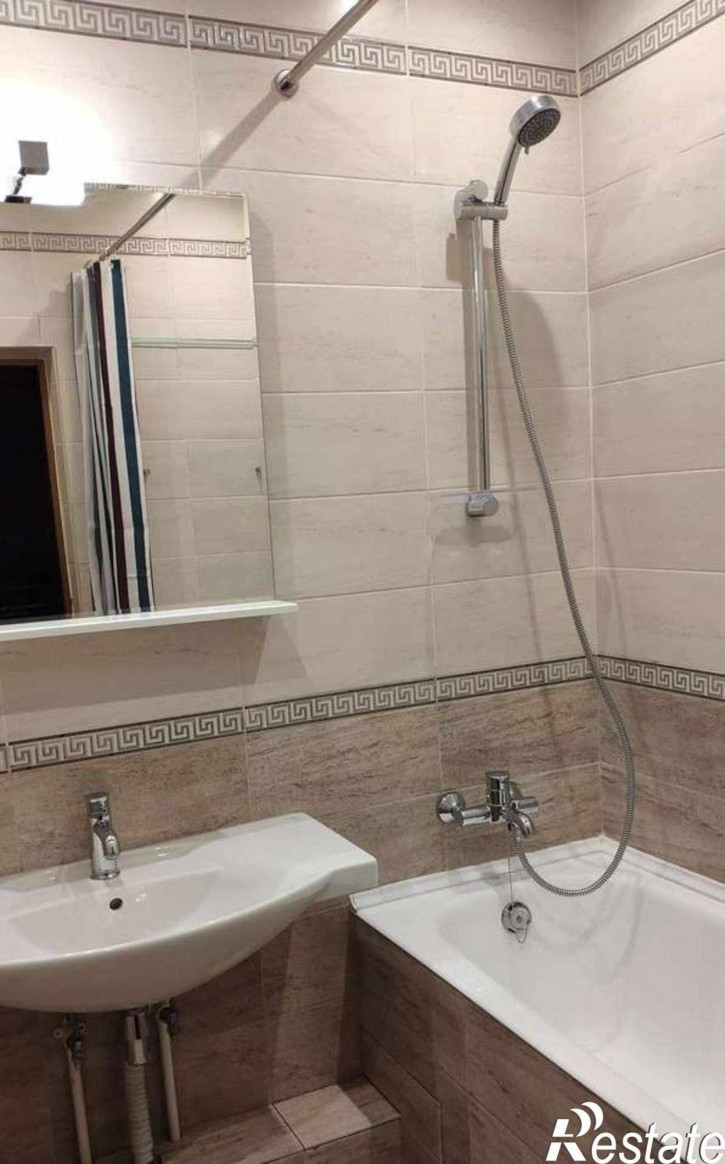 2-комн квартира Гагарина улица, 21