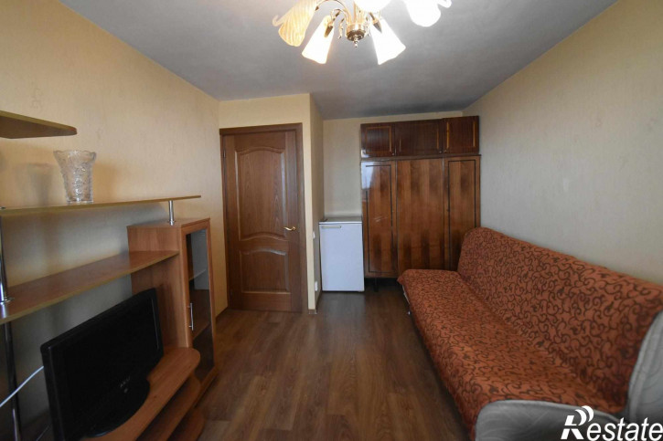 1-комн квартира Комарова ул, 12