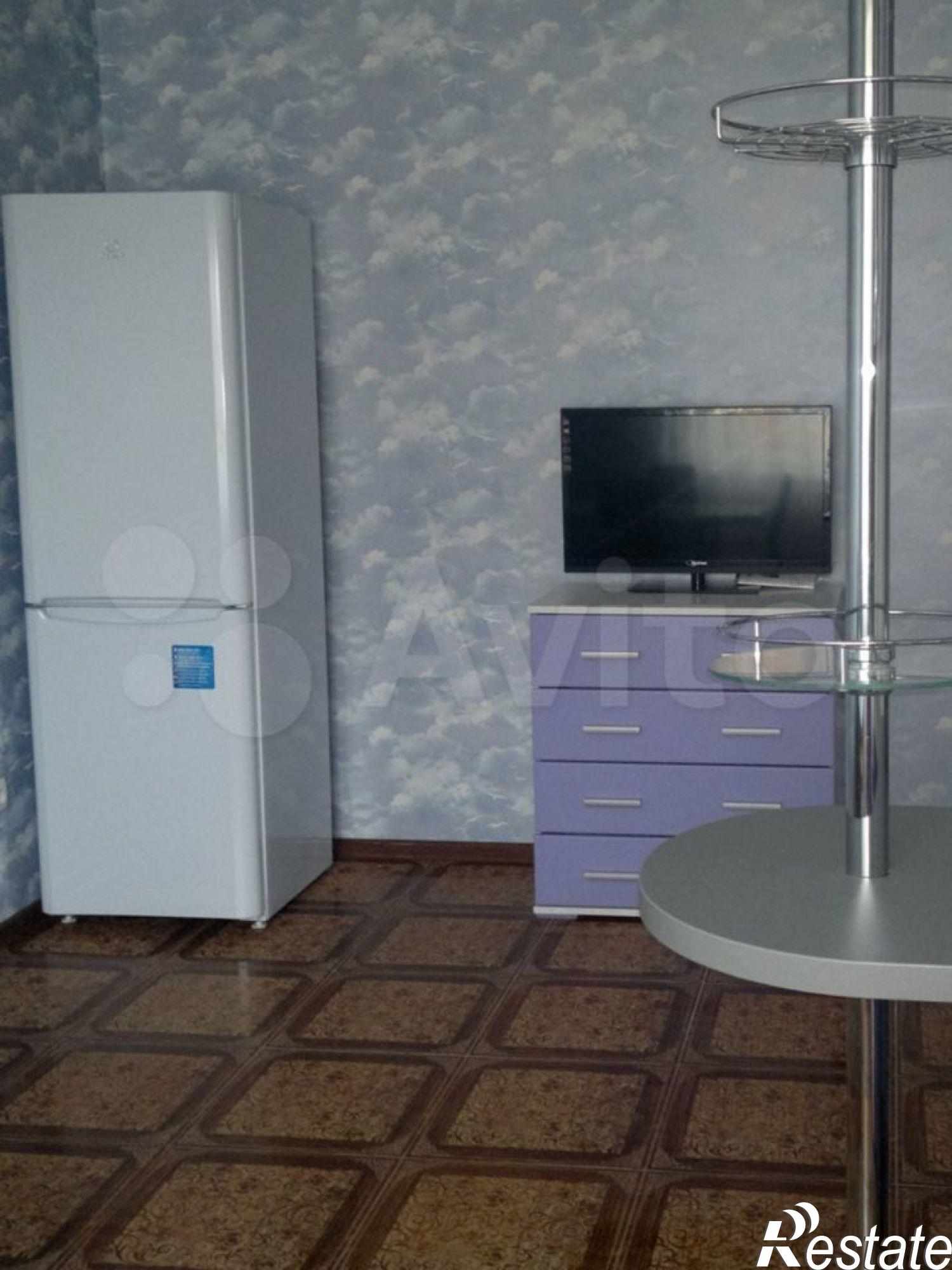 Купить квартиру за 6 000 000 рублей на Орудийная ул, 75