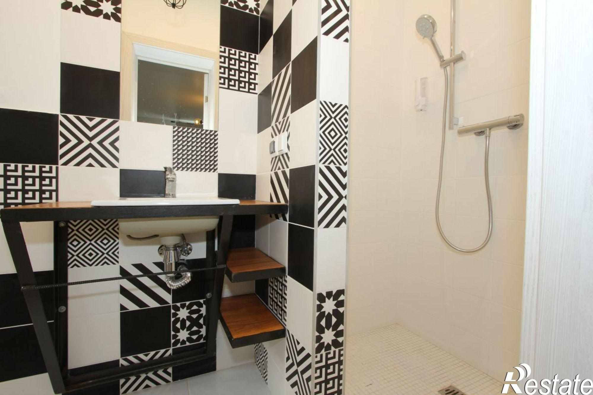Купить дачу, дом, коттедж за 30 000 000 рублей на Лесная ул