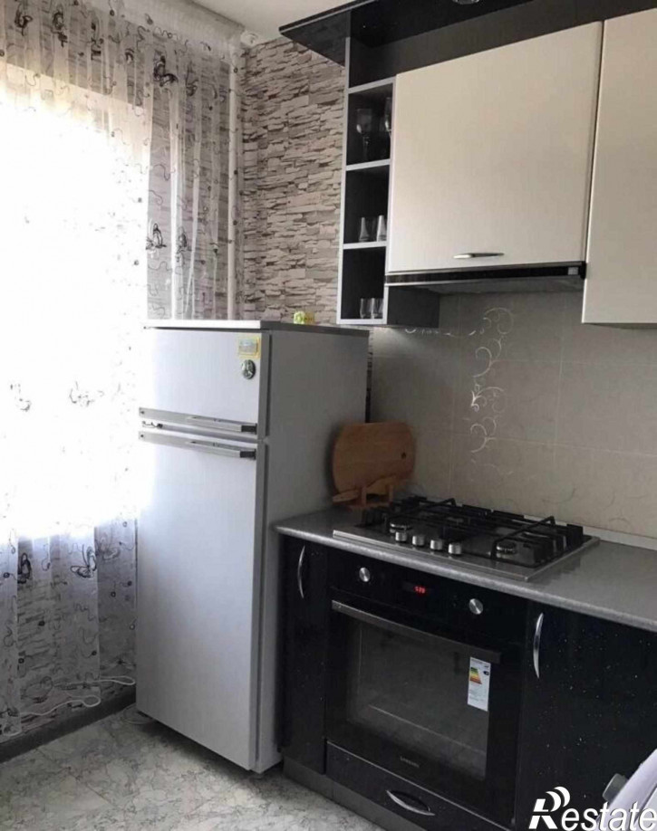 2-комн квартира Стара-Загора улица, 41