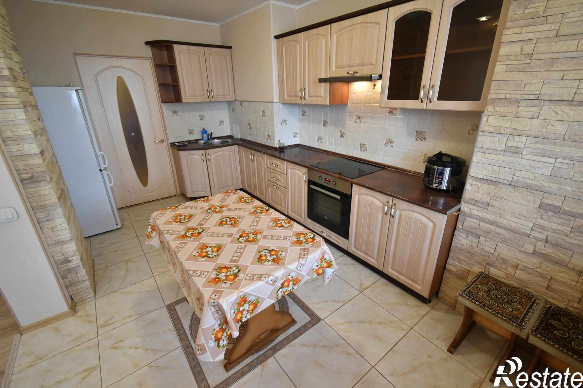 Сдать квартиру за 25 000 рублей на Амантая ул, 12