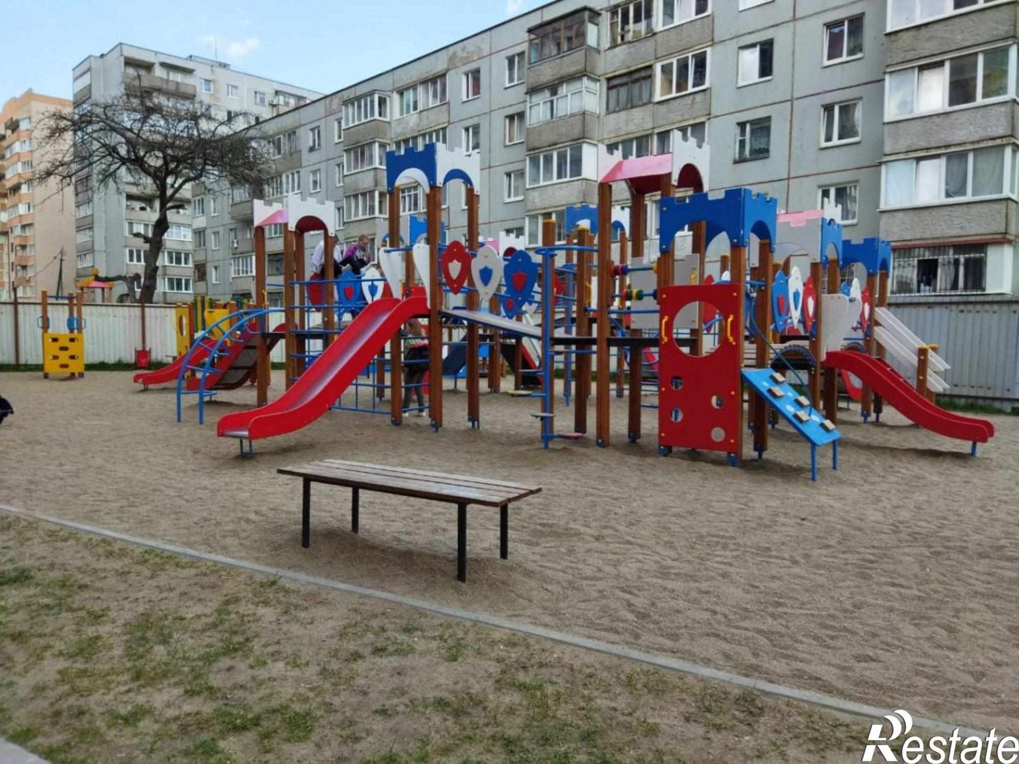 Купить квартиру за 2 400 000 рублей на Л.Шевцовой б-р, 51