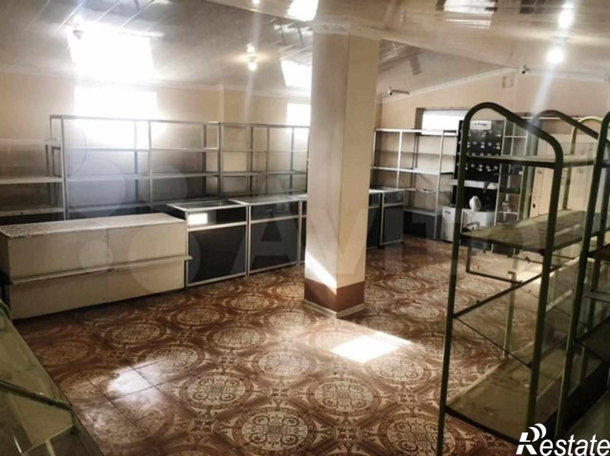 Сдать торговое помещение за 38 000 рублей на улица Горького