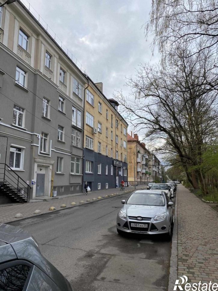 2-комн квартира Гостиная ул, 20