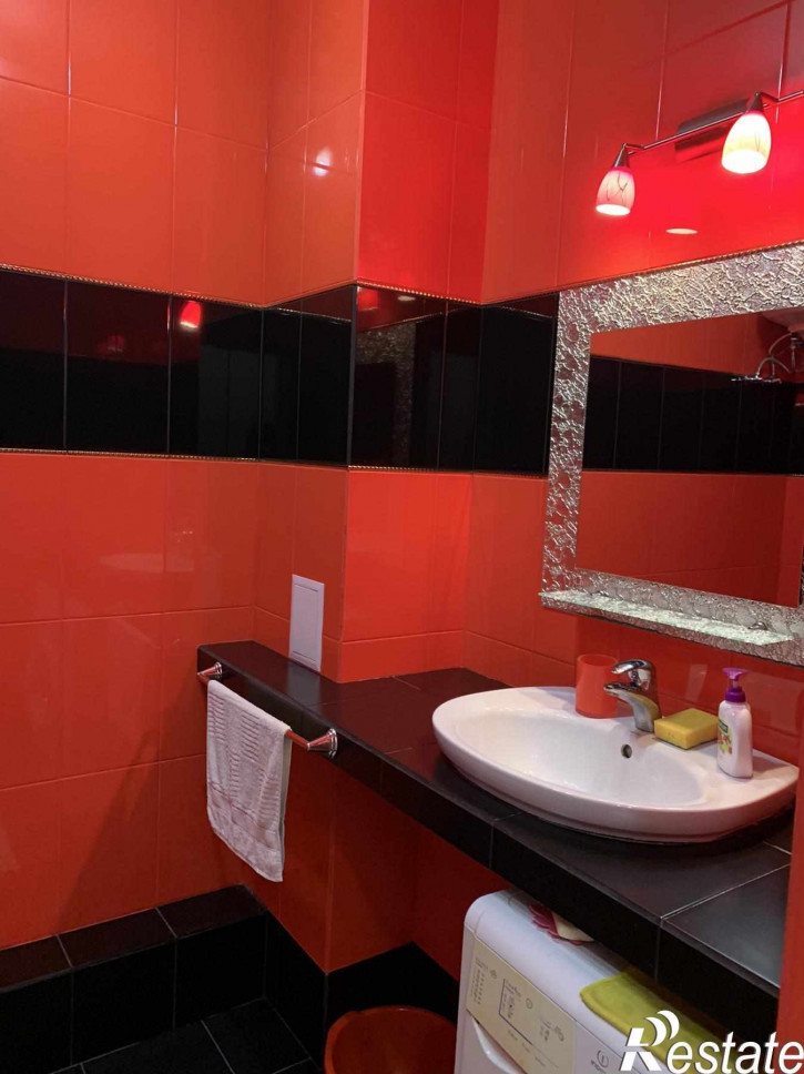 1-комн квартира ул. Авиаторов, 1г