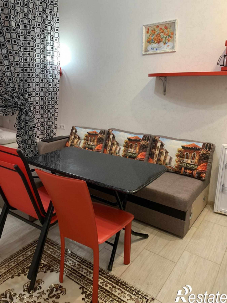 1-комн квартира ул. Авиаторов, 1г