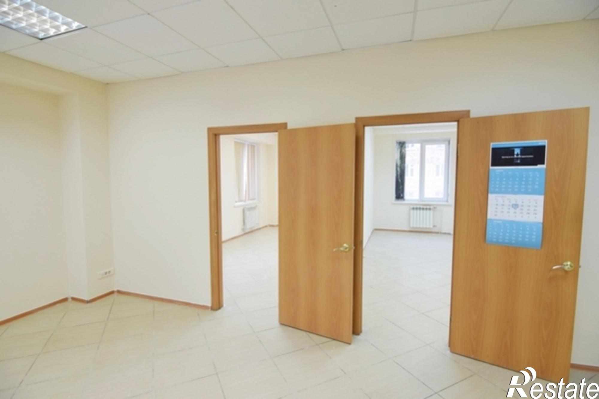 Купить офис, помещение под офис за 4 180 000 рублей на Екатеринбург г, Крауля ул, 9а