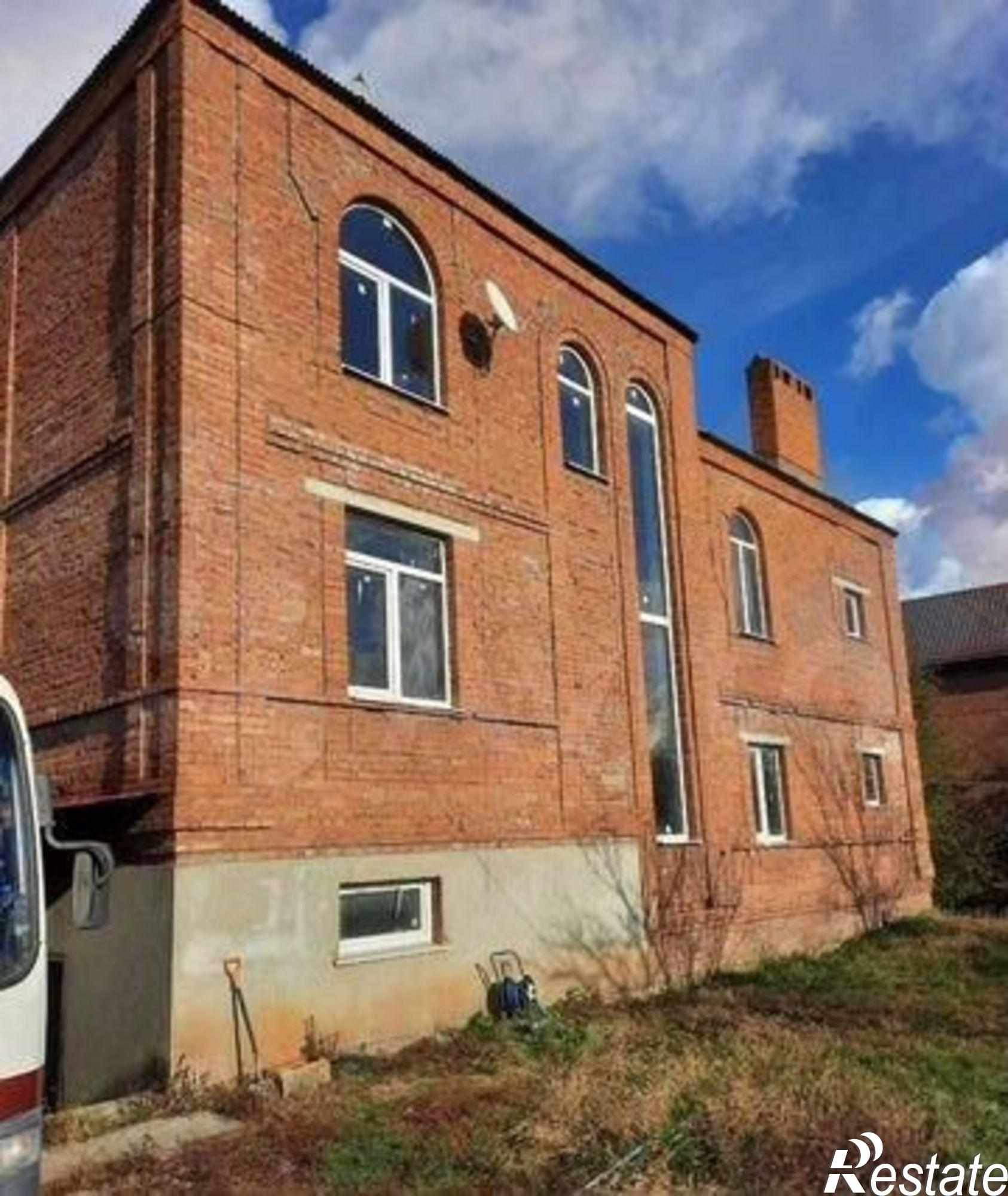 Купить дачу, дом, коттедж за 20 000 000 рублей на Сливовая ул, 53