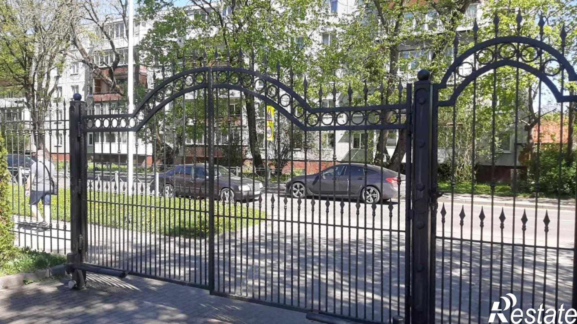 Купить квартиру за 18 445 000 рублей на Некрасова ул, 13
