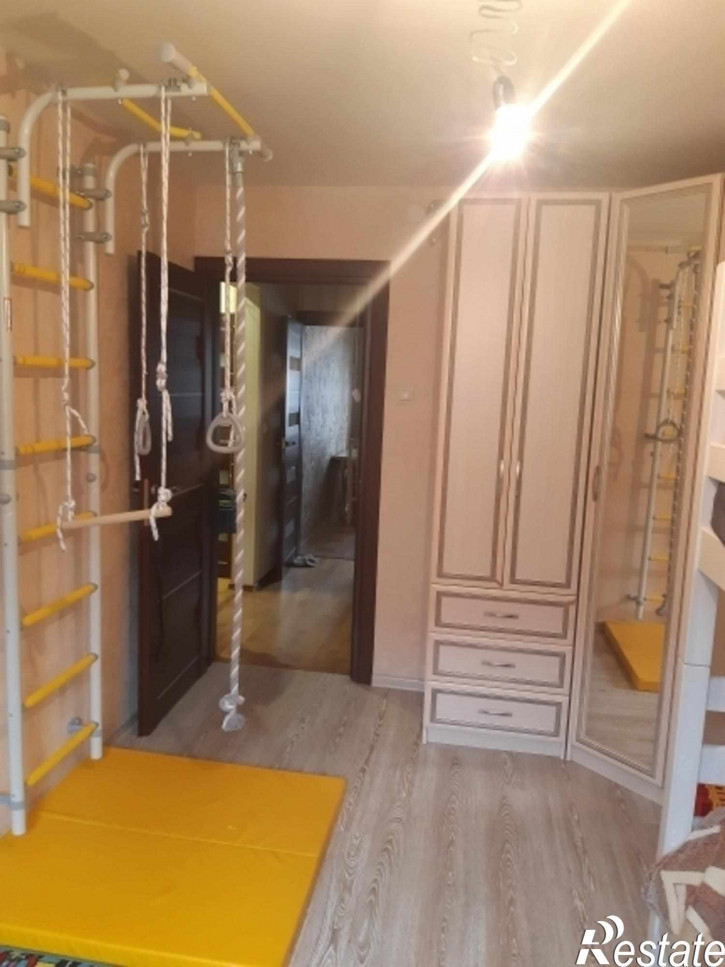 2-комн квартира Подполковника Емельянова ул, 86 А