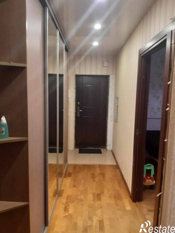 2-комн квартира Подполковника Емельянова ул, 86 А