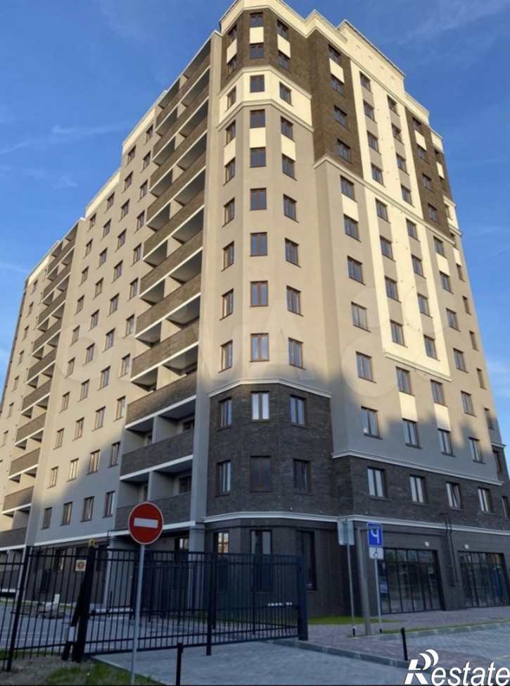 3-комн квартира Аэропортная ул, 11