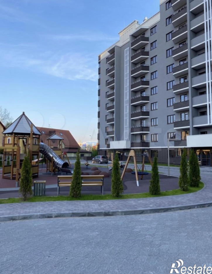 3-комн квартира Аэропортная ул, 11