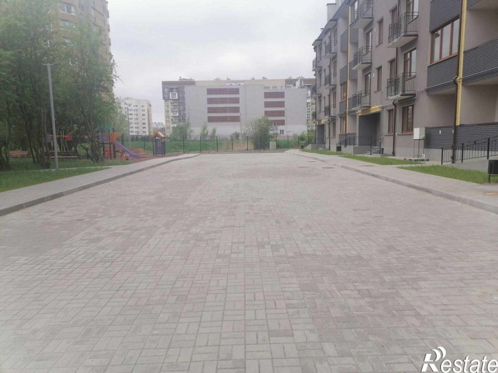 2-комн квартира М.Светлова ул, 16