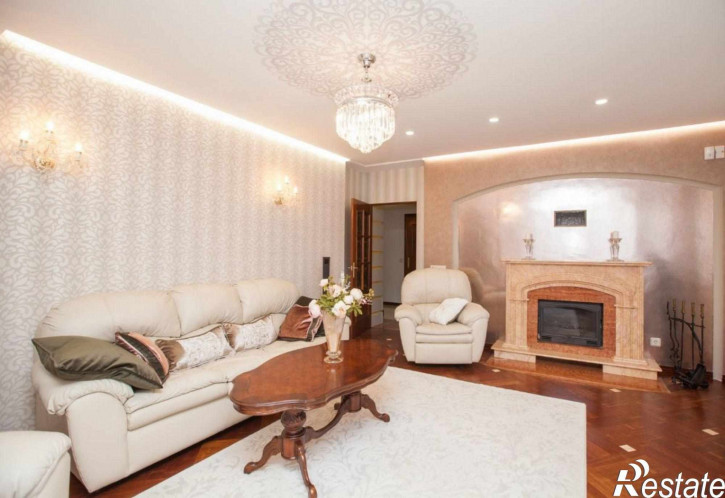 3-комн квартира Почтовая ул, 2а