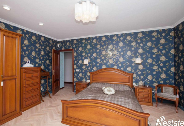 3-комн квартира Почтовая ул, 2а