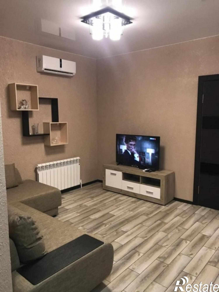 2-комн квартира Горная , 15