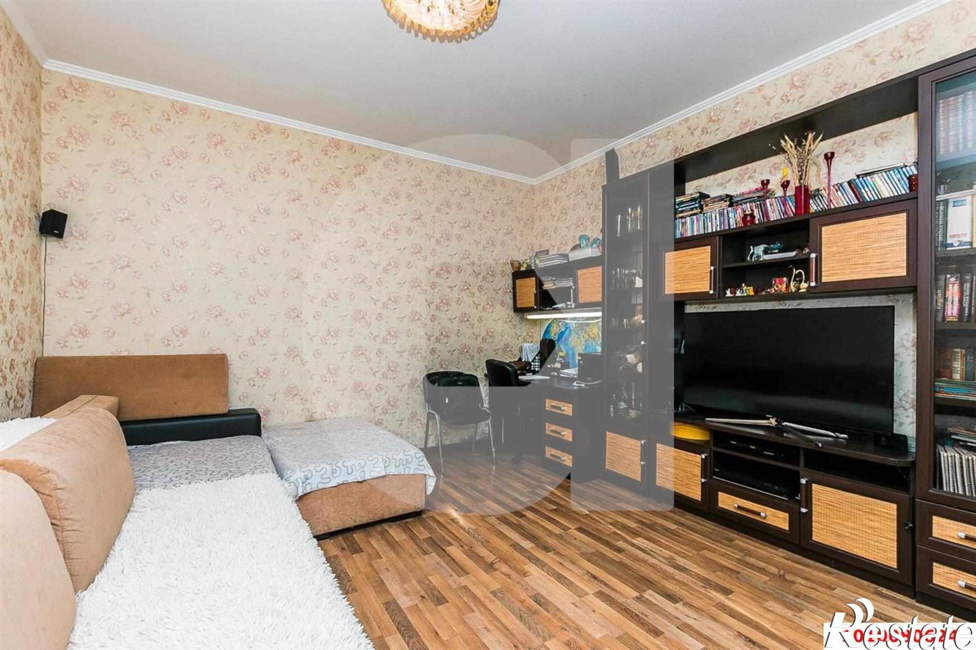 Купить дачу, дом, коттедж за 17 000 000 рублей на Красных Партизан, 305