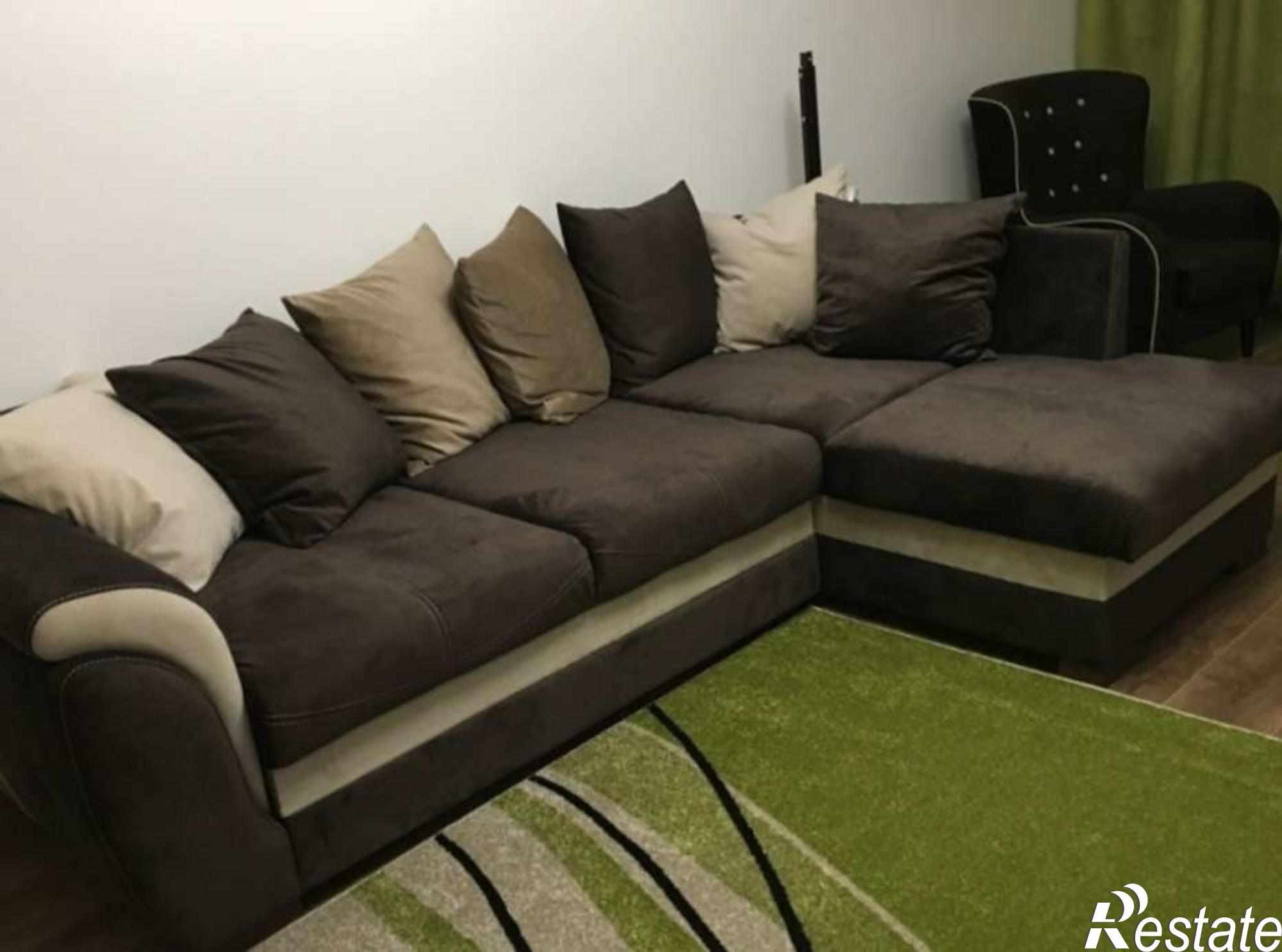 Сдать комнату за 9 000 рублей на Авроры улица, 92