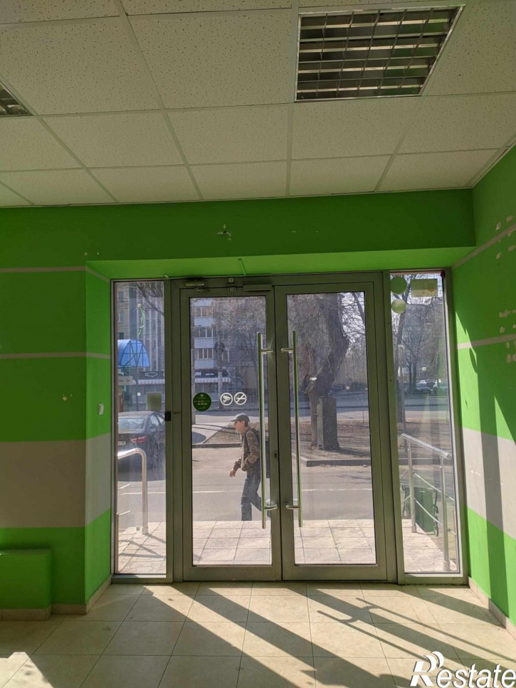 Торговое помещение ул. Космонавтов, д. 18/1
