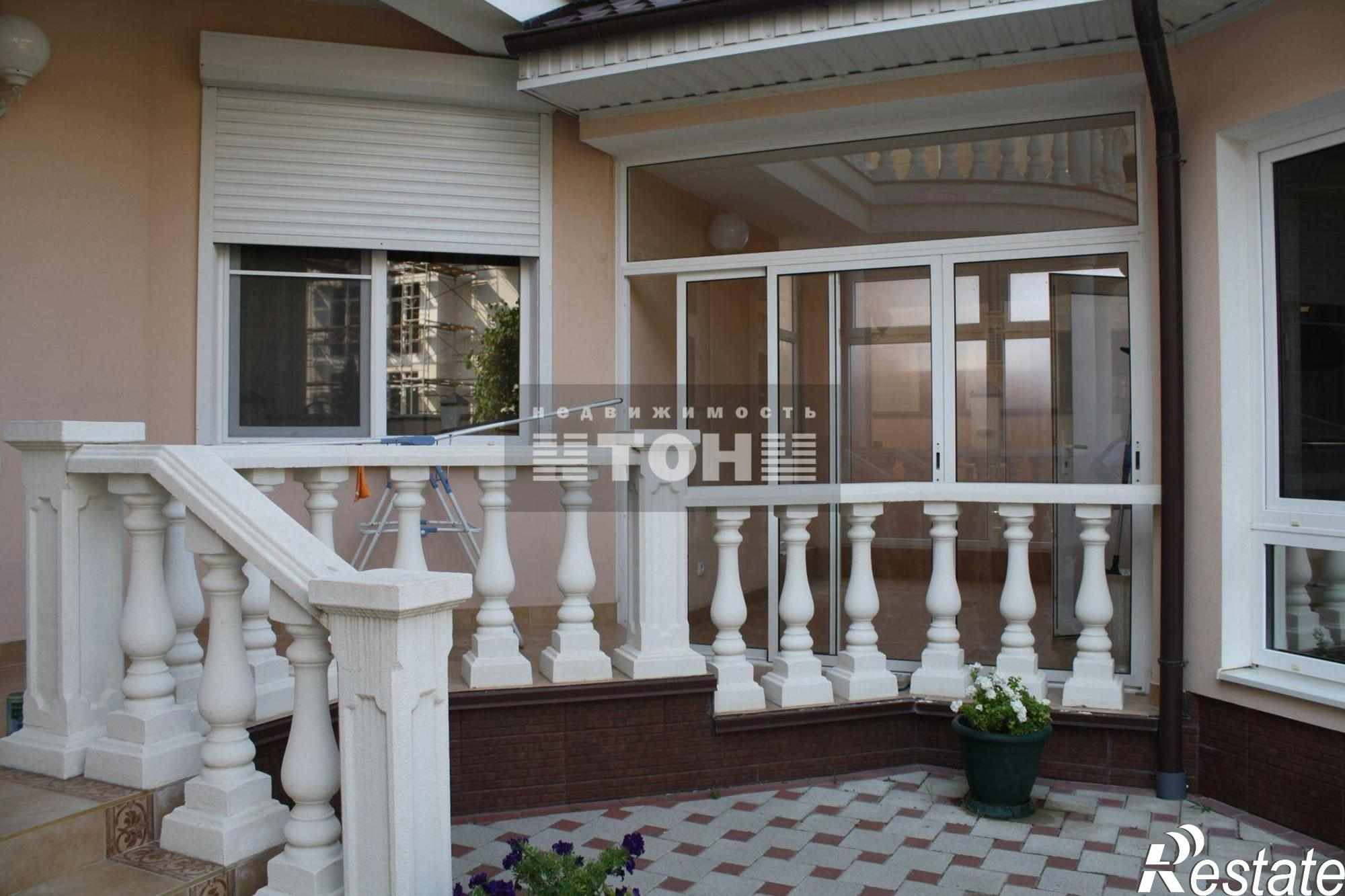 Купить дачу, дом, коттедж за 125 000 000 рублей на ул. Южная