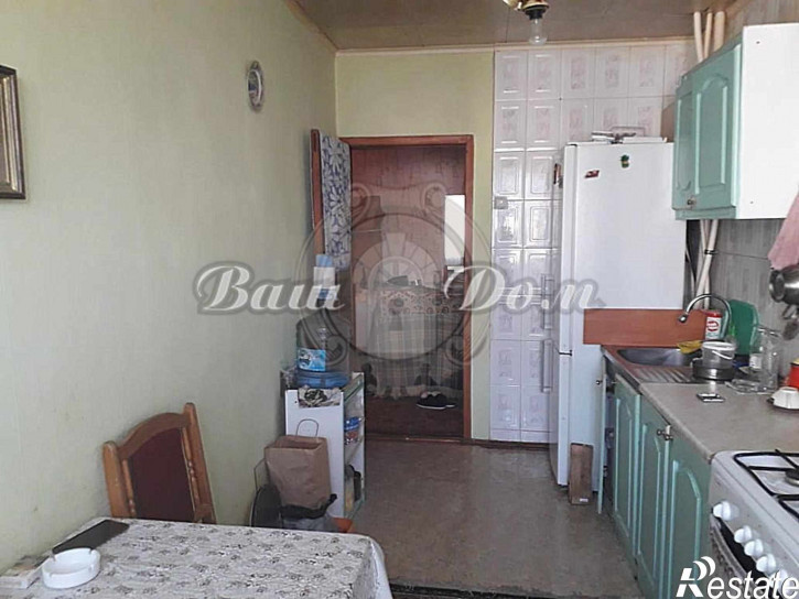 4-комн квартира ул. Леселидзе, 8