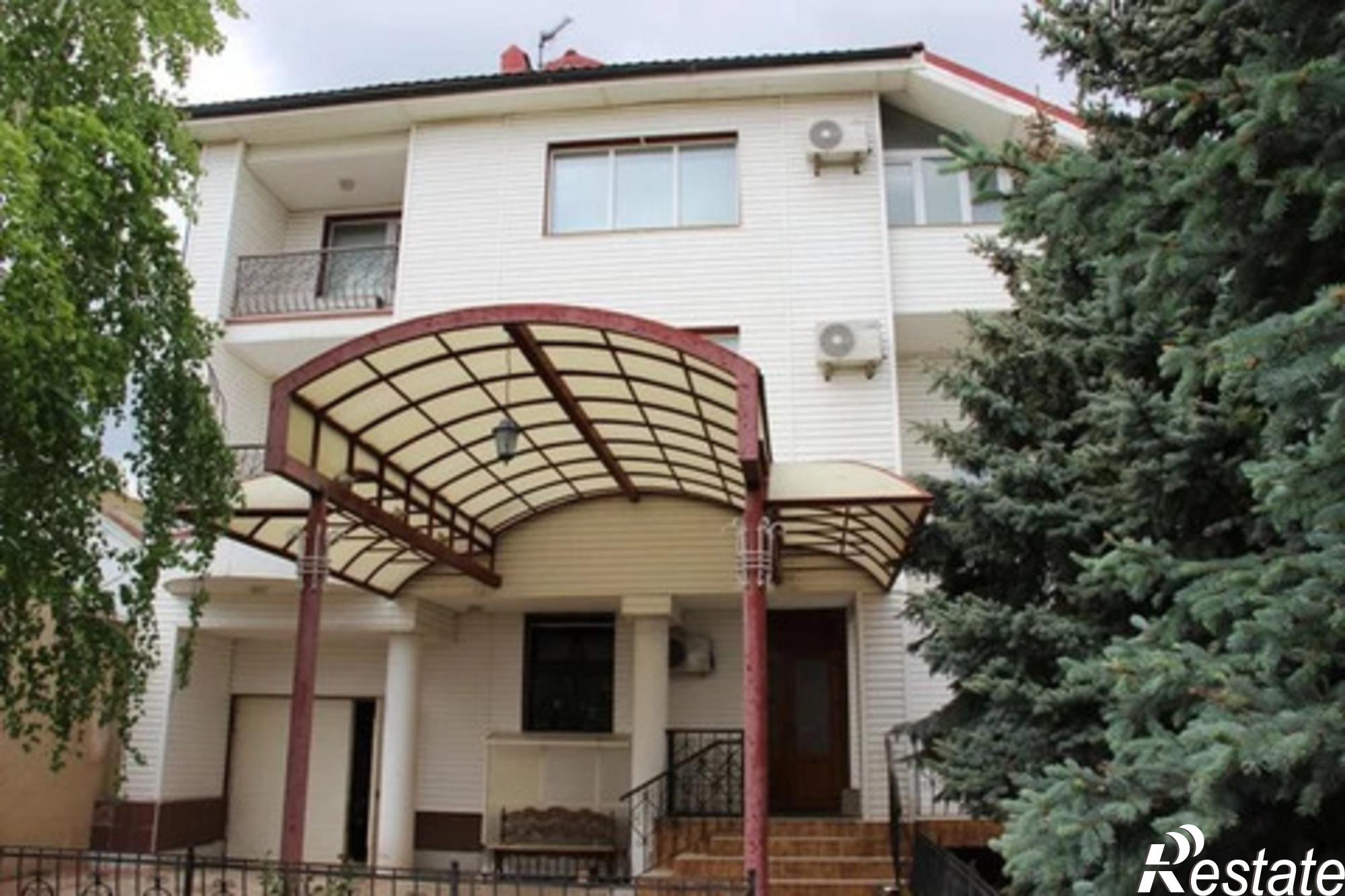 Купить дачу, дом, коттедж за 23 000 000 рублей на ул. Софьи Перовской