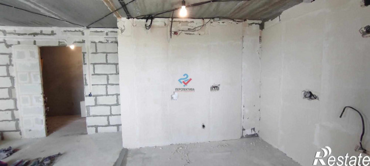 3-комн квартира улица Генерала Глазунова, 19