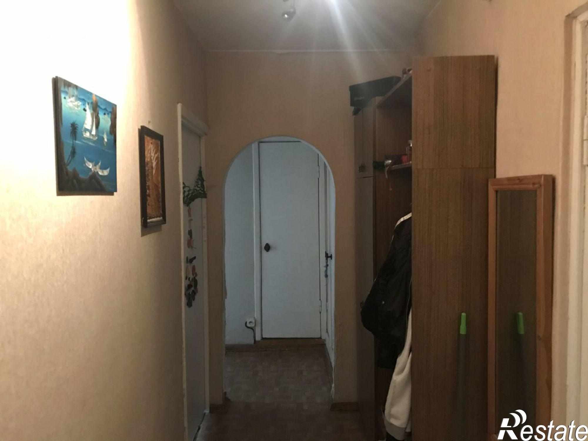 Купить квартиру за 3 300 000 рублей на Алданская ул, 22а