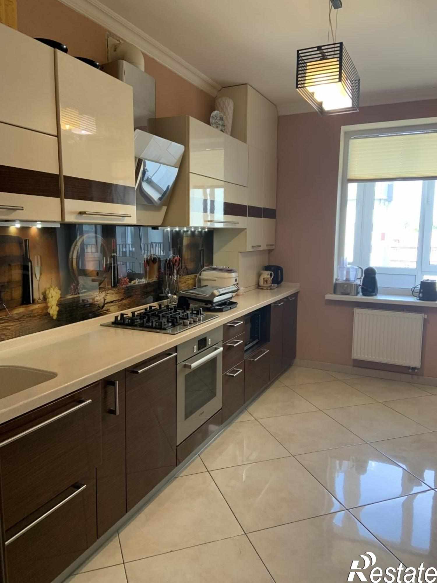 Купить квартиру за 8 250 000 рублей на Бассейная ул, 36