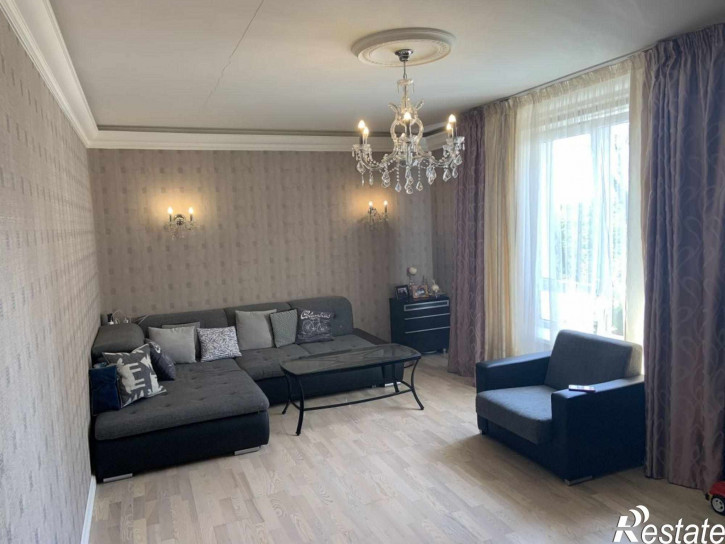 3-комн квартира Бассейная ул, 36