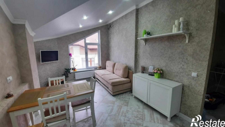 1-комн квартира Суворова, 27