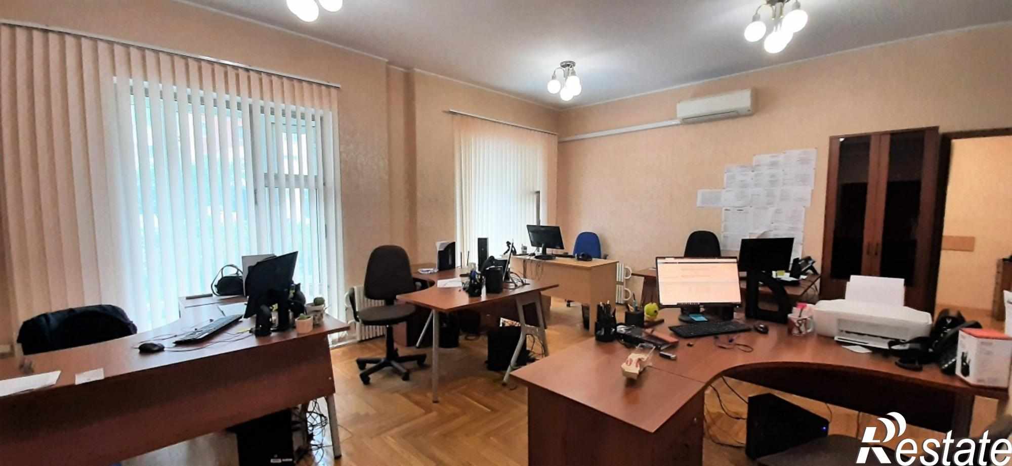 Сдать офис, помещение под офис за 25 000 рублей на ул. Октябрьская, д. 1