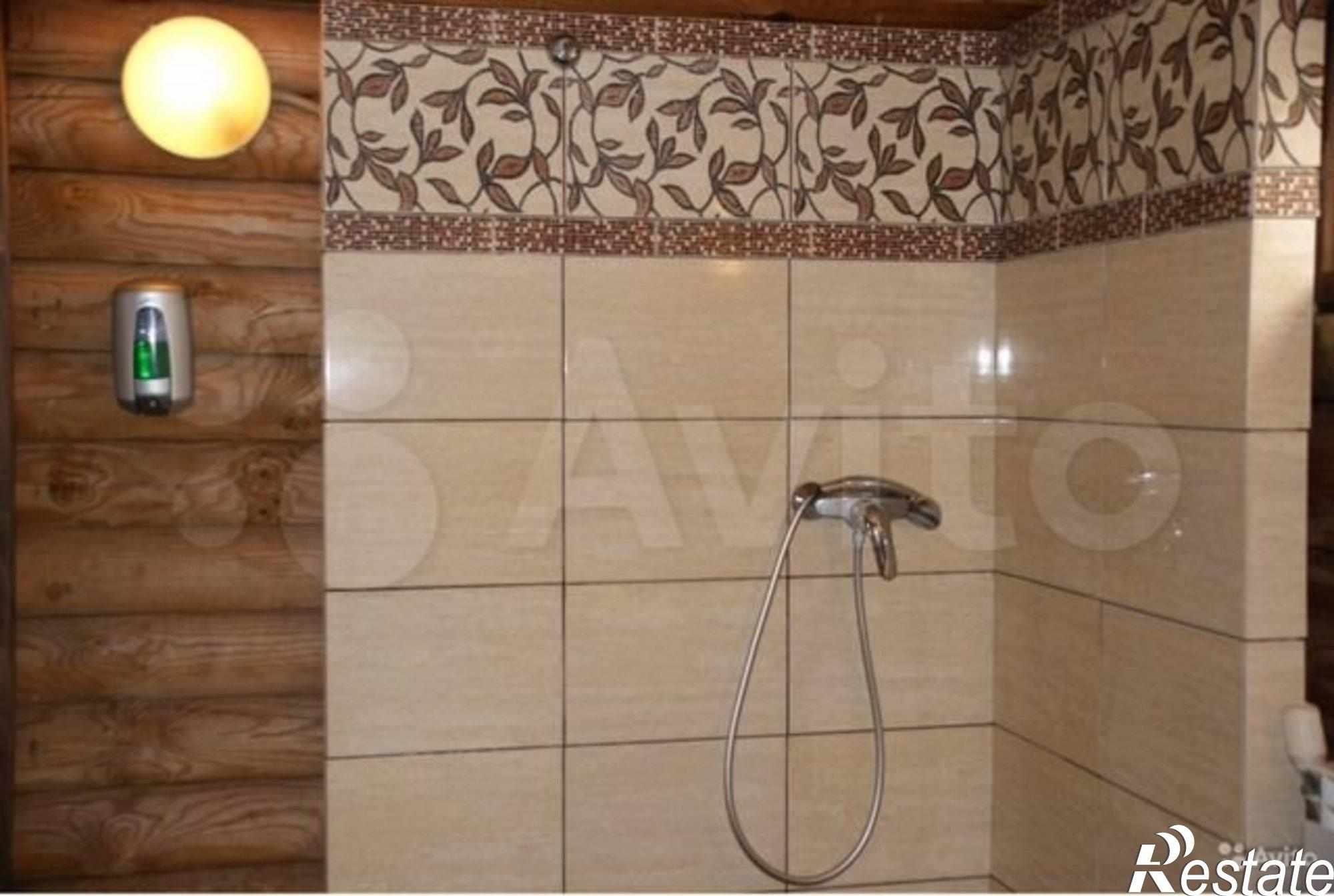 Сдать дачу, дом, коттедж за 380 000 рублей на Коммунистическая улица, 8А