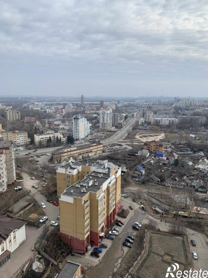 3-комн квартира ул. Нижняя Логовая, д. 11