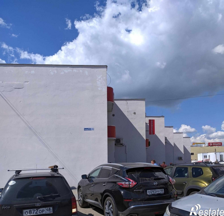 Торговое помещение пл. Заводская, д. 3