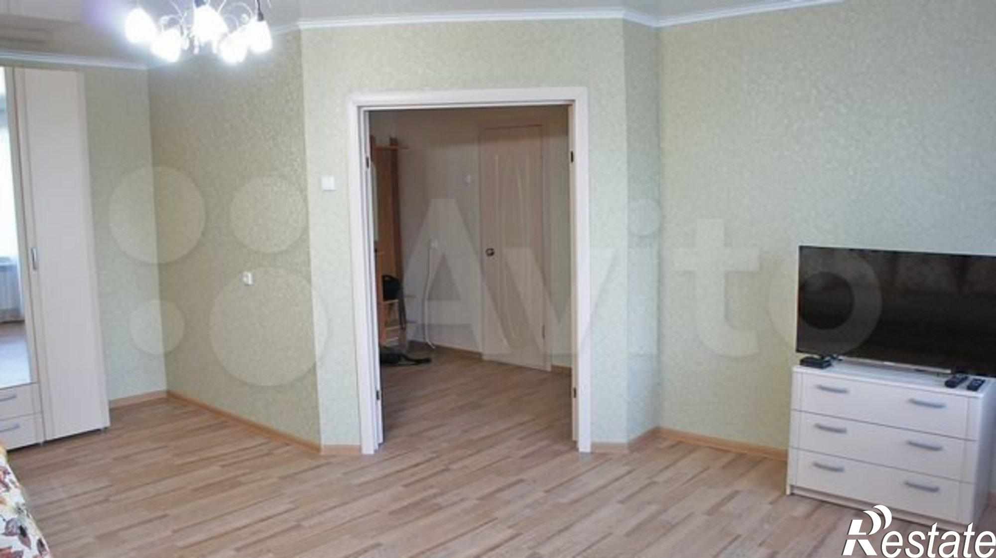 Сдать квартиру за 1 800 рублей на Садовая улица, 8