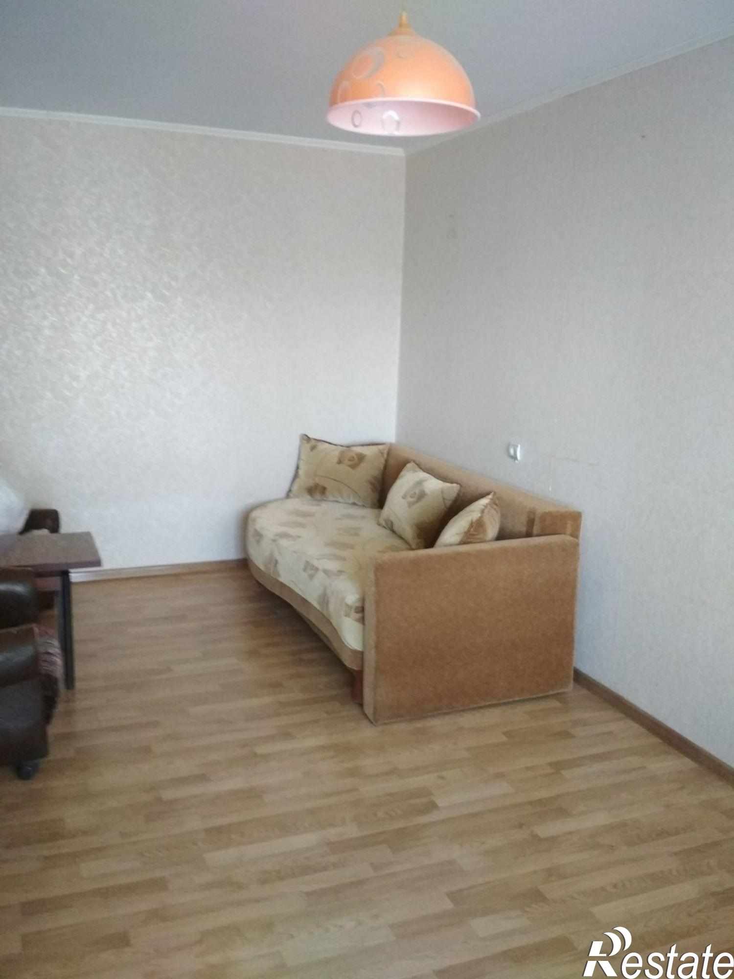 Купить квартиру за 3 890 000 рублей на Чекистов ул, 108