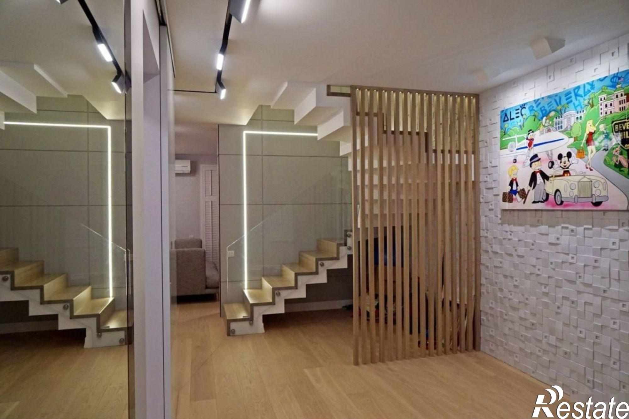 Купить дачу, дом, коттедж за 45 000 000 рублей на Ленинградская ул