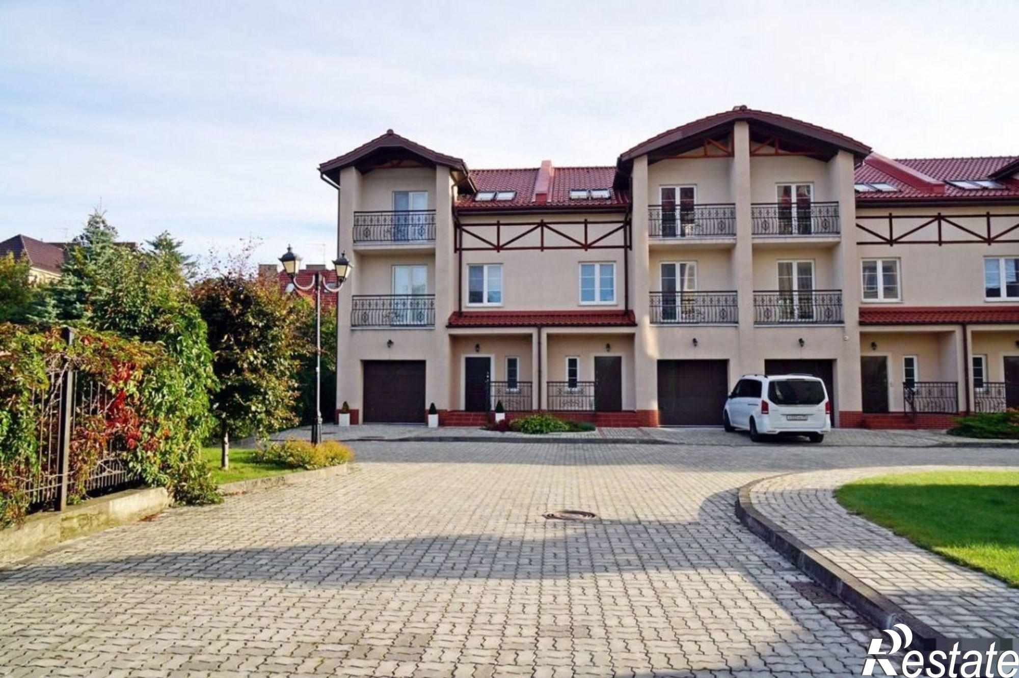 Купить дачу, дом, коттедж за 45 000 000 рублей на Ленинградская ул
