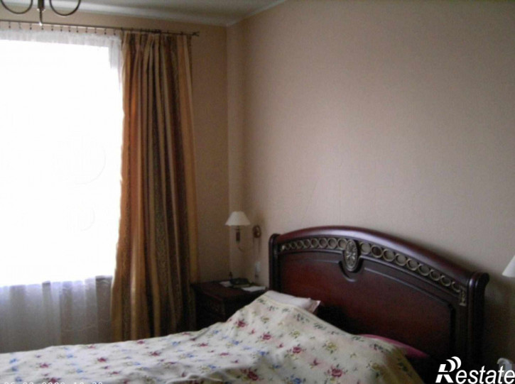 5-комн квартира Римского-Корсакова ул, 15