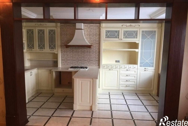 3-комн квартира Сиреневый пер, 1