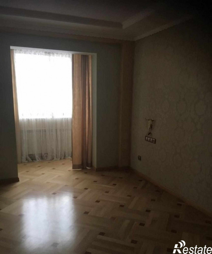 3-комн квартира Сиреневый пер, 1